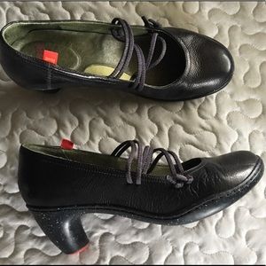 Camper Peu Nara Black (negra) Heels 37